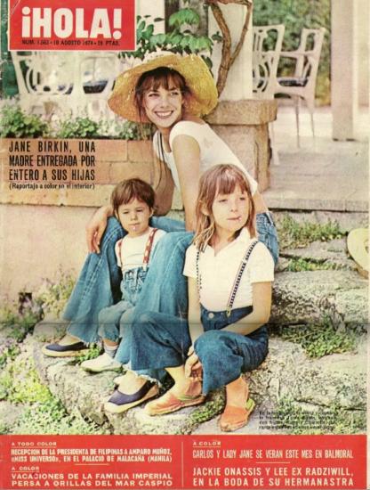 Jane Birkin, Charlotte Gainsbourg et Kate Barry couverture magazine Hola n° 1563 10 août 1974 Espagne