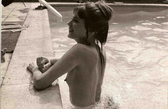 jane-birkin-photo-de-tournage-du-film-projection-privee-de-francois-leterrier-1974-t-coll-t-crawley.jpg